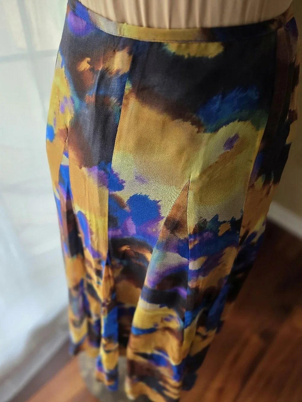 100% Silk Pleated Midi Skirt Petite 6P Abstract Blue Gold Brown Jones New York
